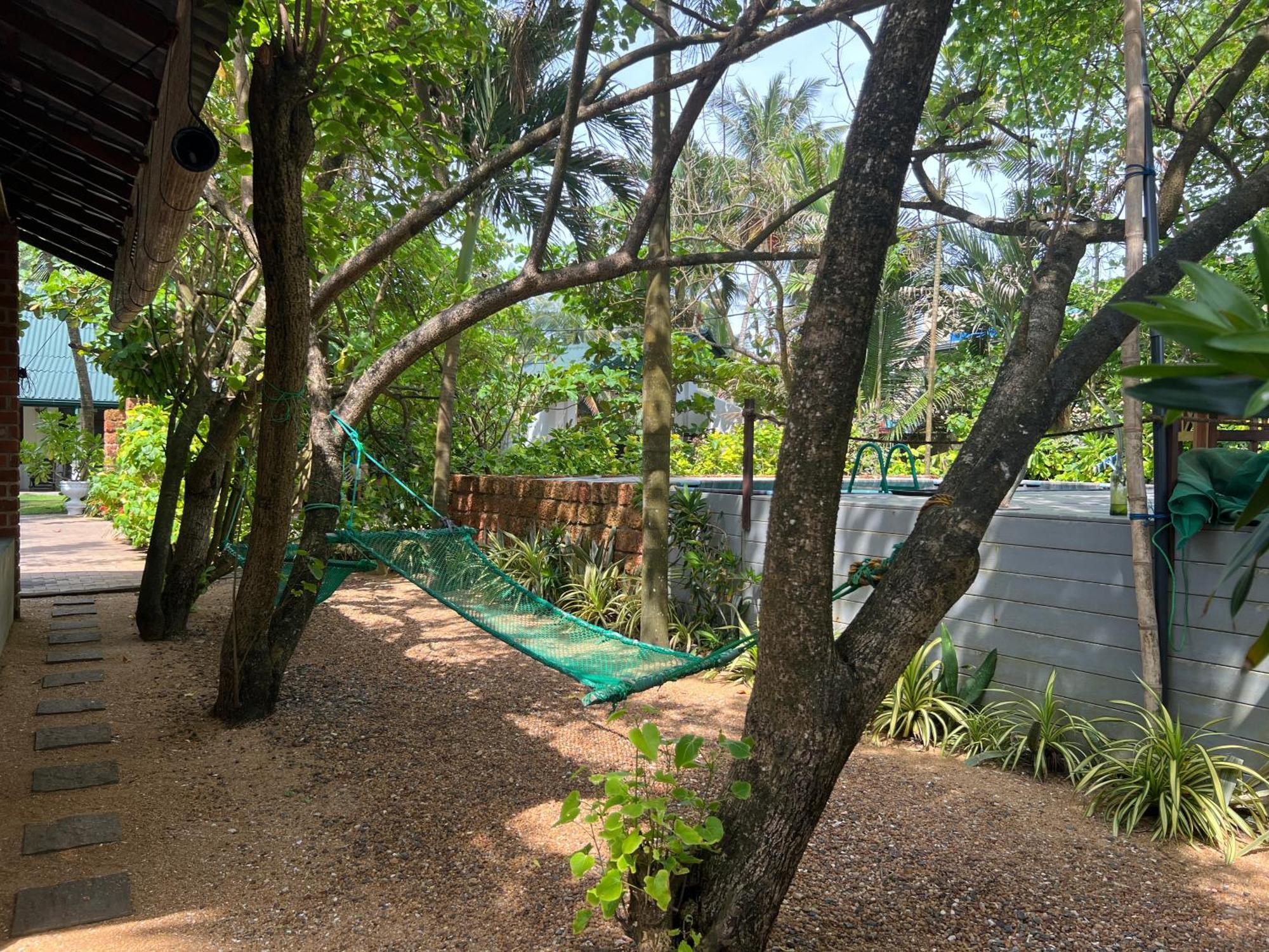 Lohas Beach Resort Villa Калутара Экстерьер фото