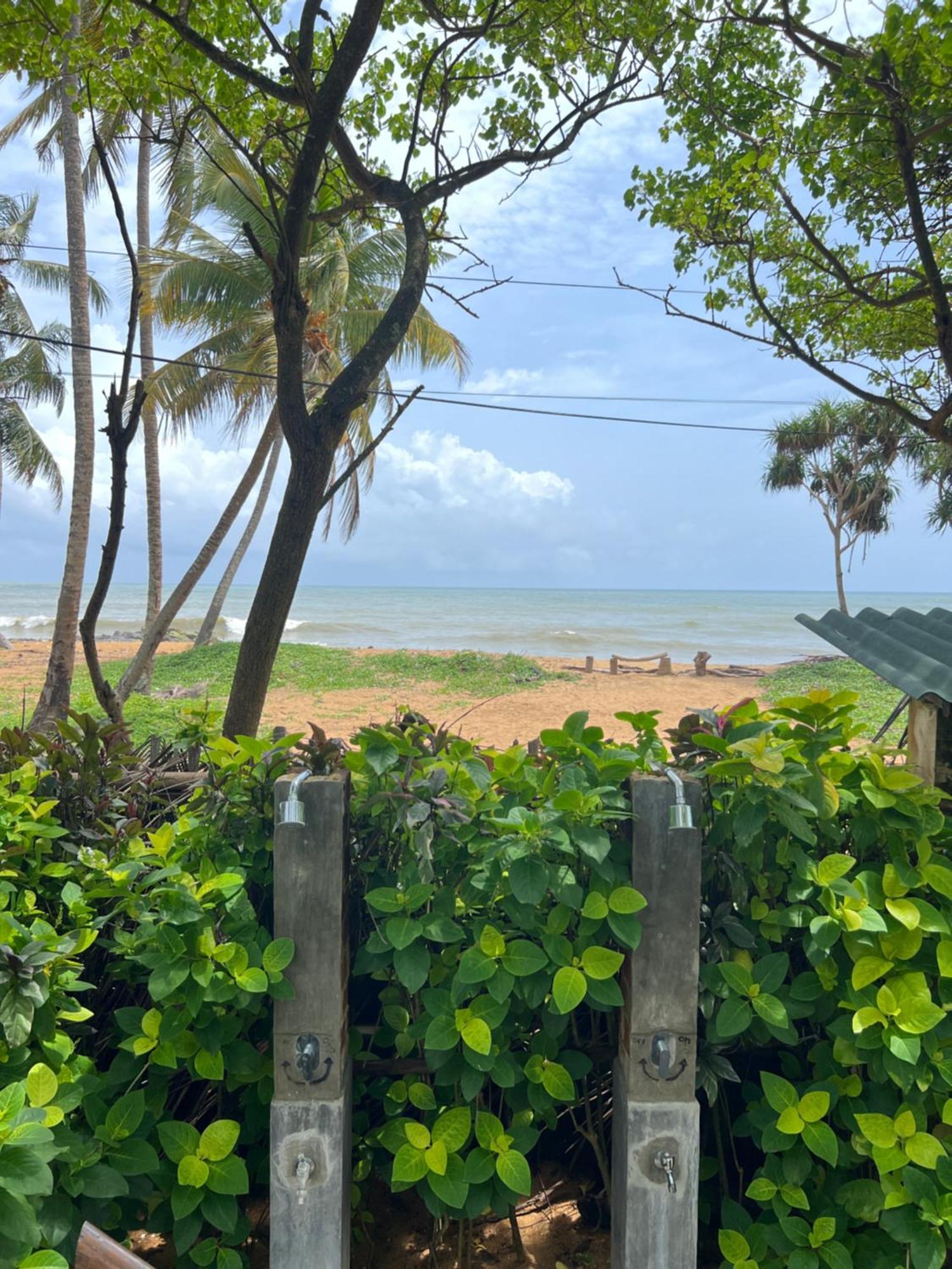 Lohas Beach Resort Villa Калутара Экстерьер фото