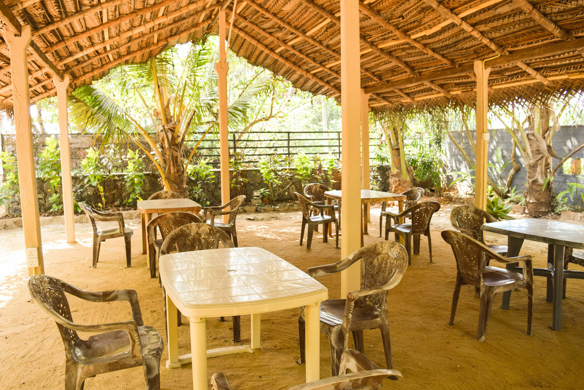 Lohas Beach Resort Villa Калутара Экстерьер фото